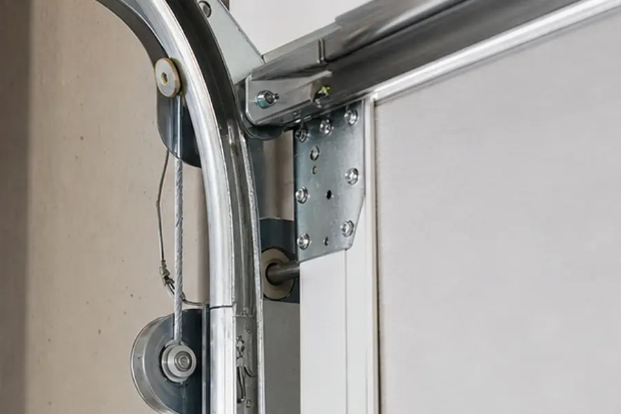 Noisy Garage Door Rollers garage door service in Baytown TX